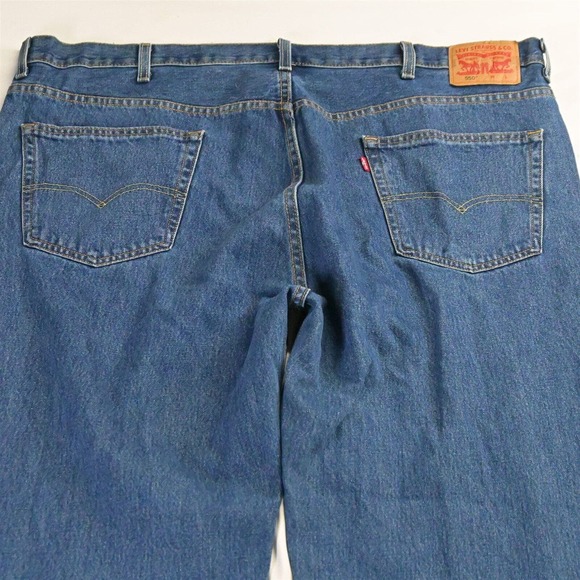Levi's 48 x 30 550 Relaxed Medium Wash Waterless Denim Mens Jeans - Picture 6 of 7